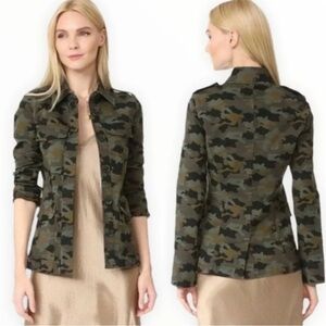 L’Agence Camo Set